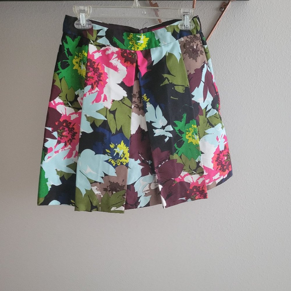 Gorgeous Trina Turk skirt